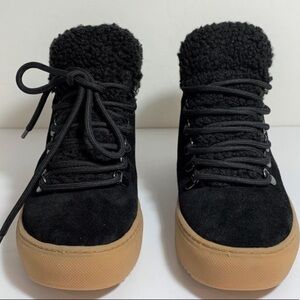 Susina Zayva Lace Up Sneakers Booties Black Suede Faux Fur High Top